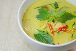 Green chicken curry