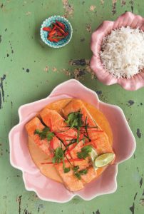 Salmon red Thai curry with rice_