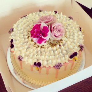 flower cake - amelia ferrier